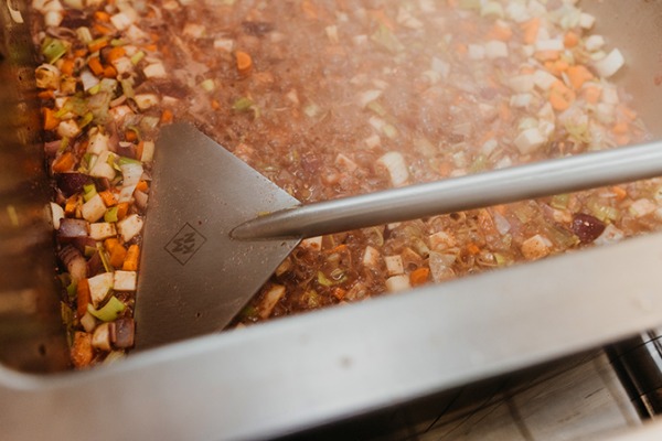 0004_bilder_multifunktionalotaert_flexichef_674x450px_kochen3_1708435363-63a8391425a42cdc4cc5651117eb9d2f.jpg